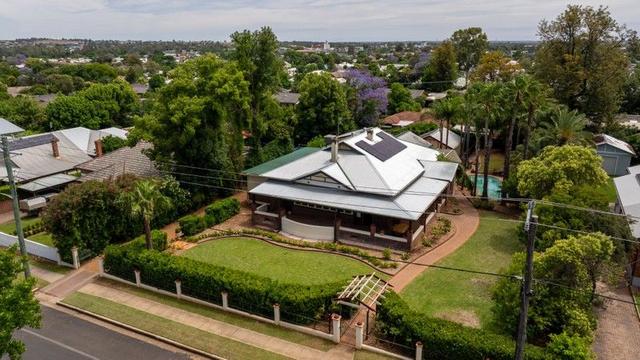 44 Tamworth Street, NSW 2830