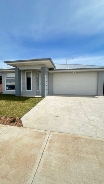 19 Callistemon  Avenue, VIC 3730