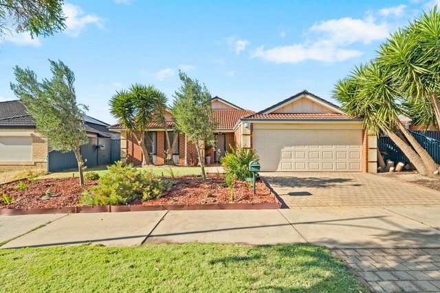 30 Larsen Road, WA 6122