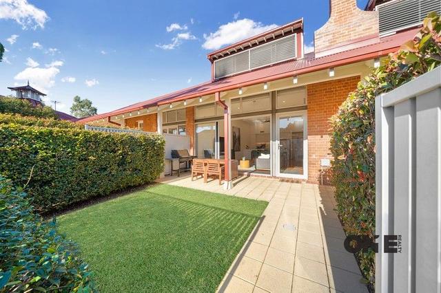 6 Gallery Walk, NSW 2141