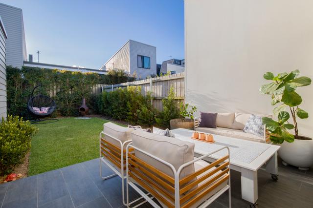 8 Fettlers Loop, NSW 2290