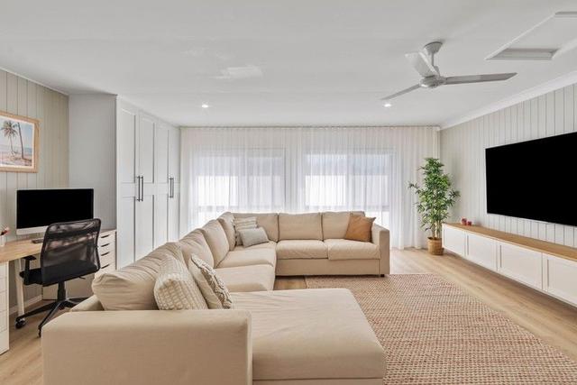 2/74 Karall Street, QLD 4208
