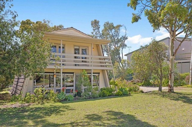 8 Island View Drive, SA 5256