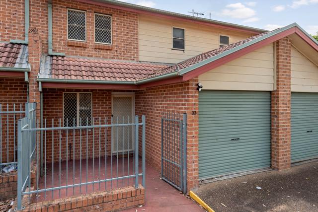 33 Huntley Drive, NSW 2148