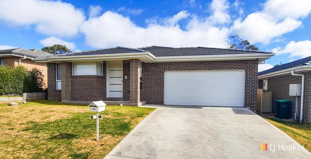 33 Henning Crescent, NSW 2845