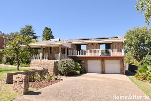 12 Renmark Avenue, NSW 2594