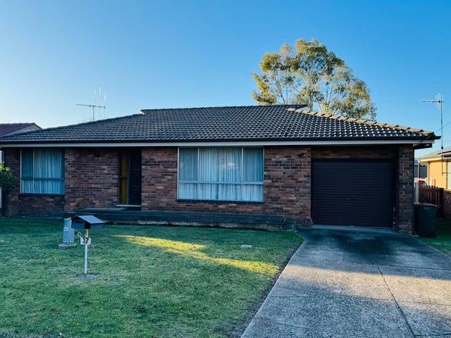 17 Markham Avenue, NSW 2800