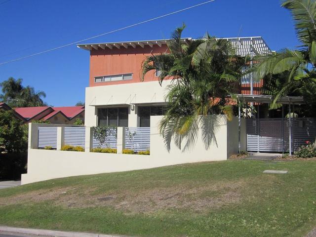 2/14 Broomfield Street, QLD 4068