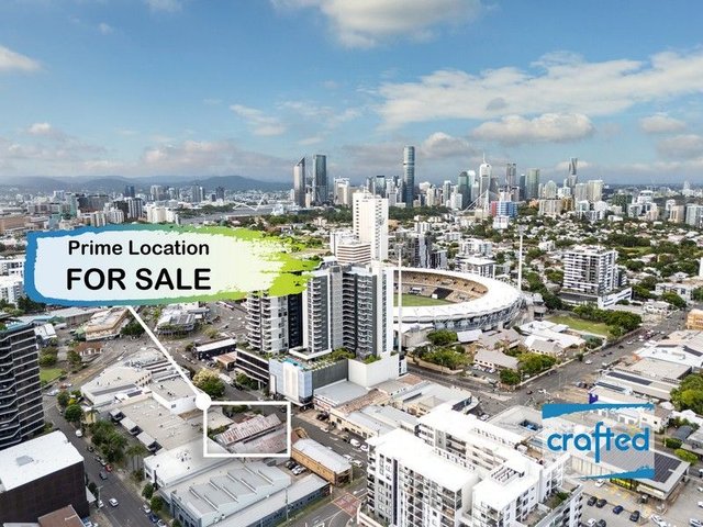 15 Trafalgar Street, QLD 4102