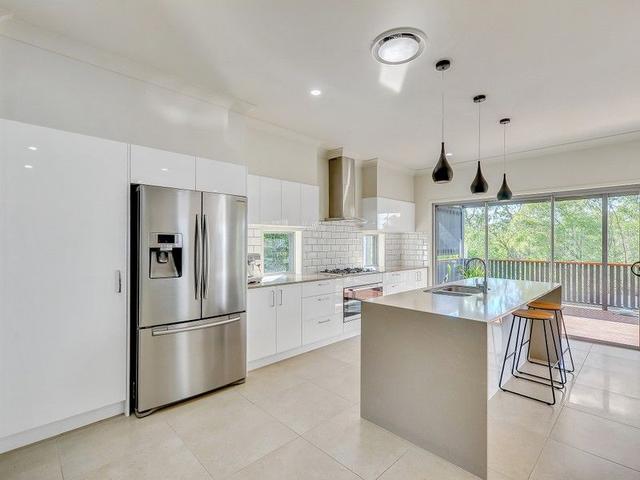 56 Crest Ridge Parade, QLD 4300