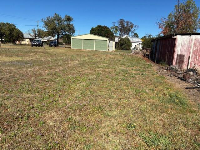 25 Railway Street, NSW 2395