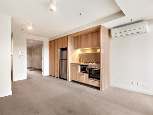 804/50 Claremont Street, VIC 3141