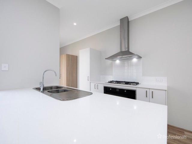 23 Lowlands Road, WA 6037