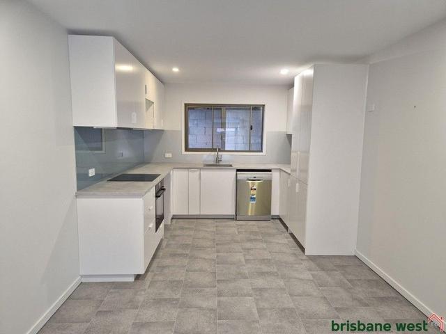 127 Chapel Hill Road, QLD 4069