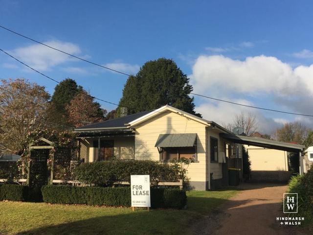 16 Hoskins Street, NSW 2577