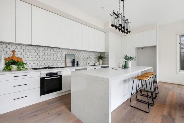 3/4 Catherine Avenue, VIC 3149