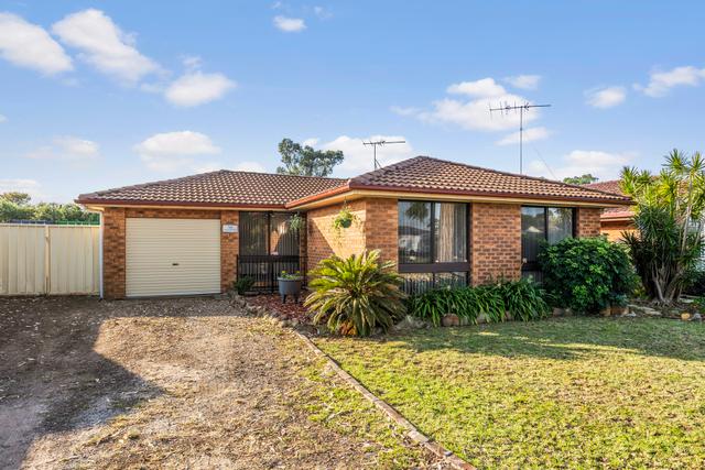 16 Honeyeater Place, NSW 2759