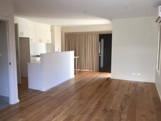 Living Room (2017-04-01)
