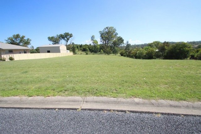 25 Parkes Drive, NSW 2372