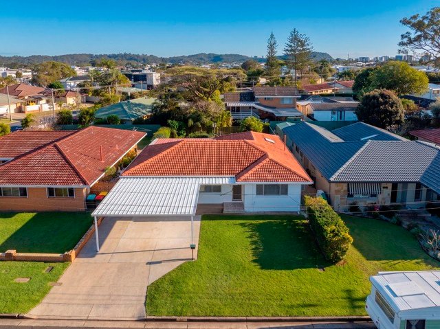 59 Twelfth Avenue, QLD 4221