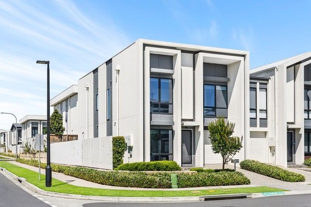 40 Clover Street, NSW 2567