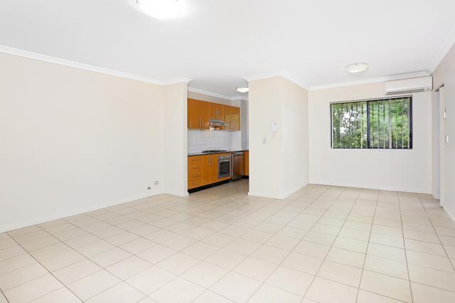 11/73-75 Deakin Street, NSW 2128