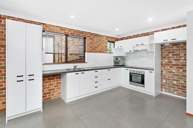 2/8 Dido Street, NSW 2533