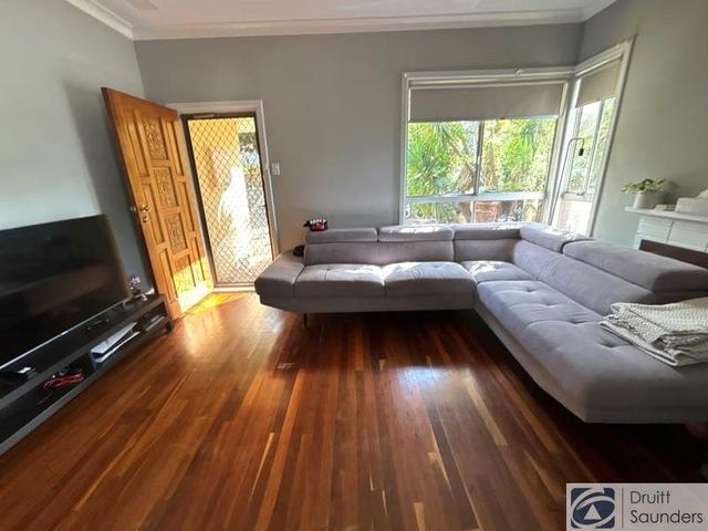 18 Gwelup Street, WA 6018