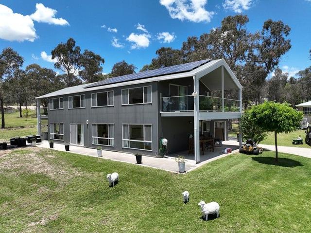 7 McLoughlin Road, NSW 2370