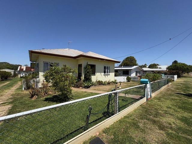 4 McDaniell Street, QLD 4614
