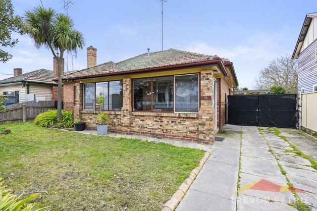 14 Shelley St, VIC 3355