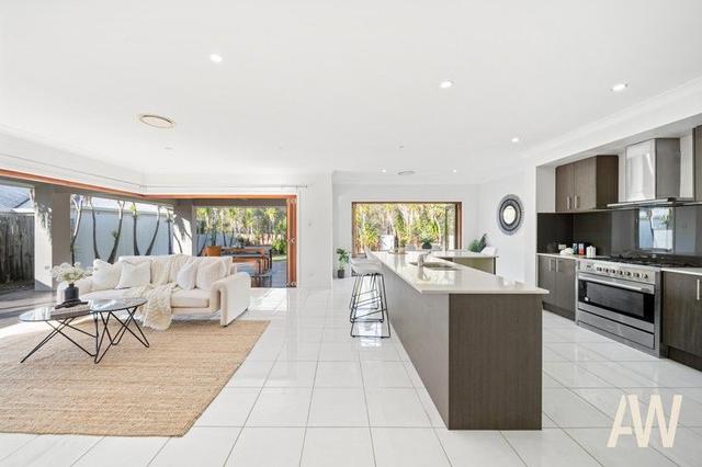 12 Lark Circuit, QLD 4557