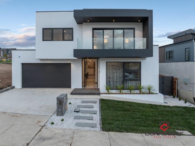 7 Makinson View, ACT 2611