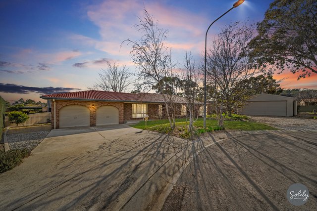 9 Angwin Place, ACT 2905
