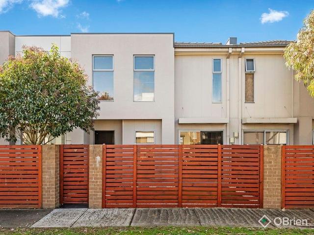 17 Woodright  Circuit, VIC 3977