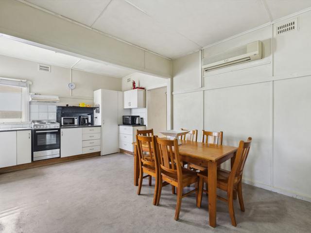 85 Azalea Avenue, NSW 2450