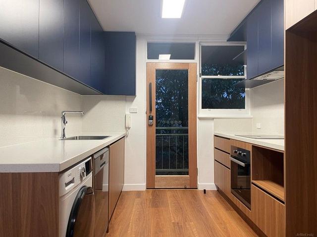 32/21-23 George Street, VIC 3065