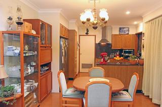 Kitchen & Dining