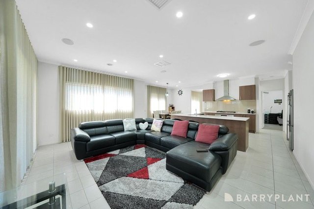 10 Muir  Way, VIC 3754