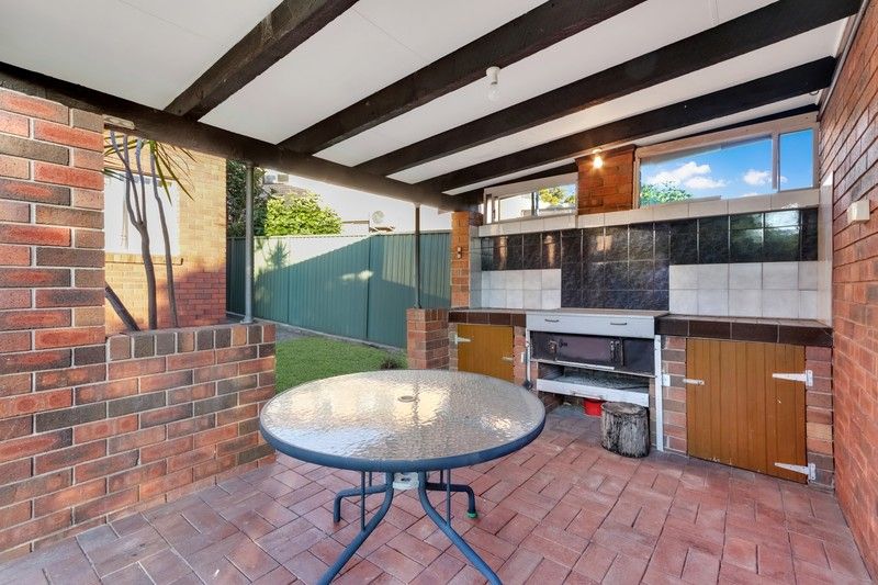 https://images.allhomes.com.au/property/photo/7d365a7ff67119120a5497e951fc78d3_hd.jpg