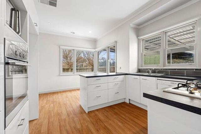 15 Sturt Street, VIC 3444