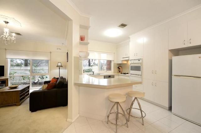 1/33 Royal Ave, VIC 3163