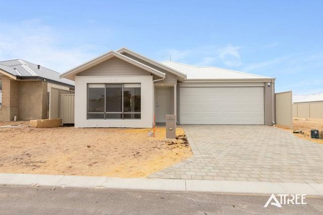 49 Moncrieff Parade, WA 6174
