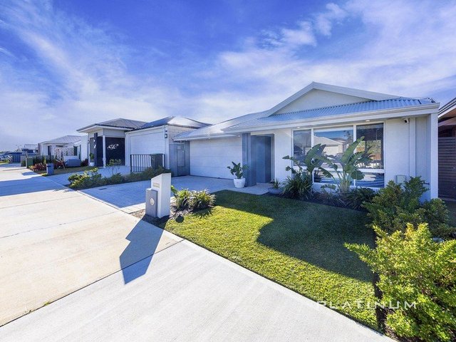 31 Labuan Way, WA 6030