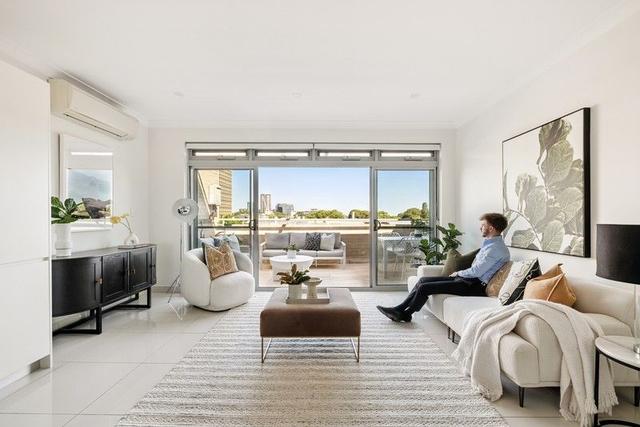 19/11 Henderson Road, NSW 2015