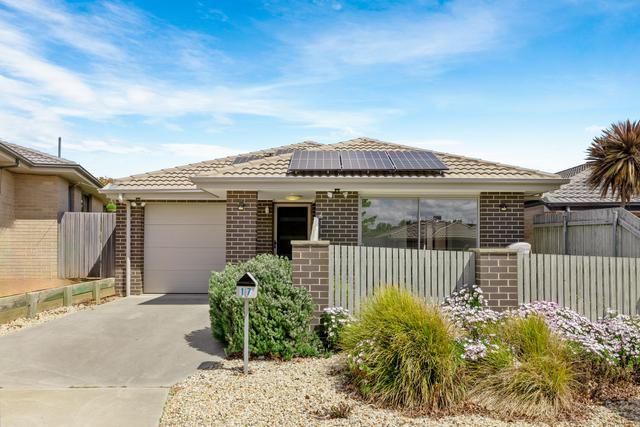 17 Ouaida Street, ACT 2914