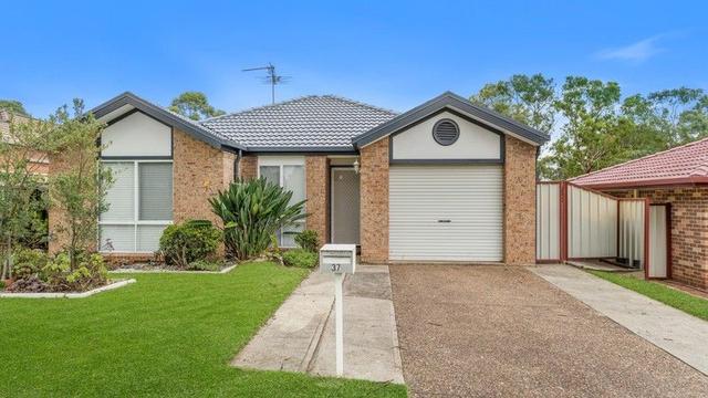 37 Mackillop Crescent, NSW 2560