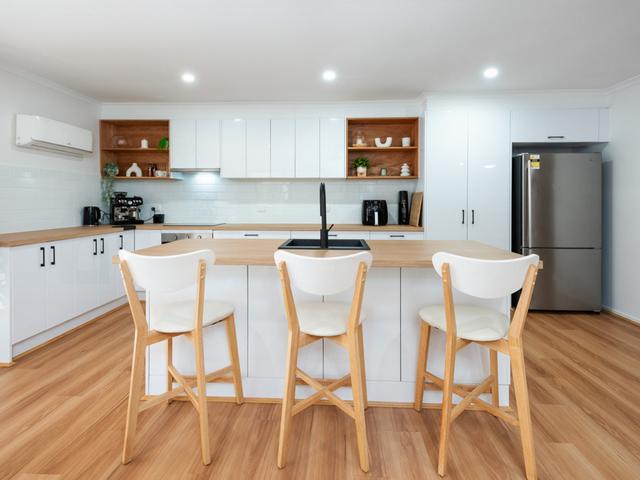 1 Austral Crescent, QLD 4211