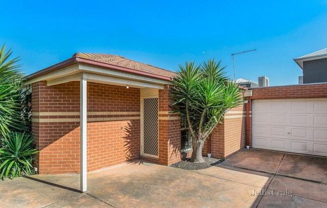 2/14 Stapley Crescent, VIC 3025