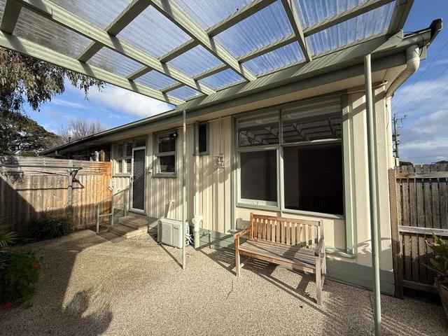 2/37 Bristol Road, VIC 3228